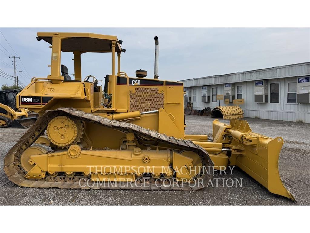 CAT D6M LGP Buldooserid