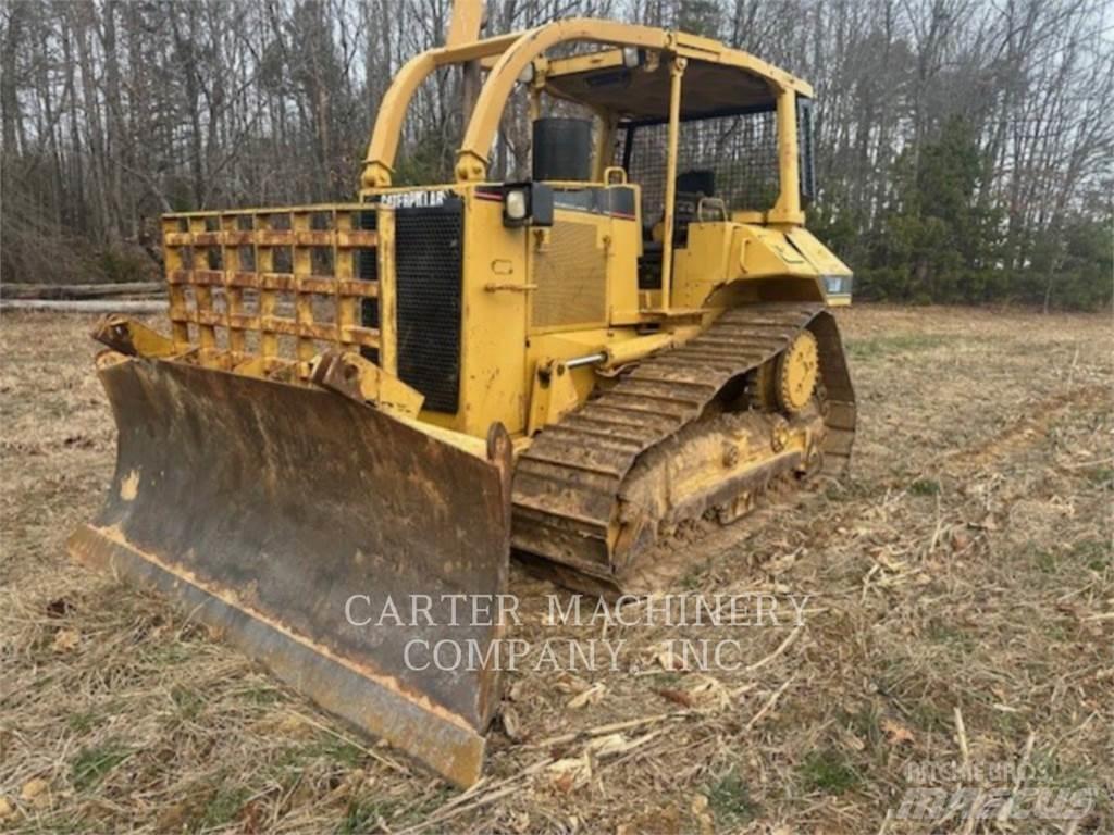 CAT D6MXL Buldooserid