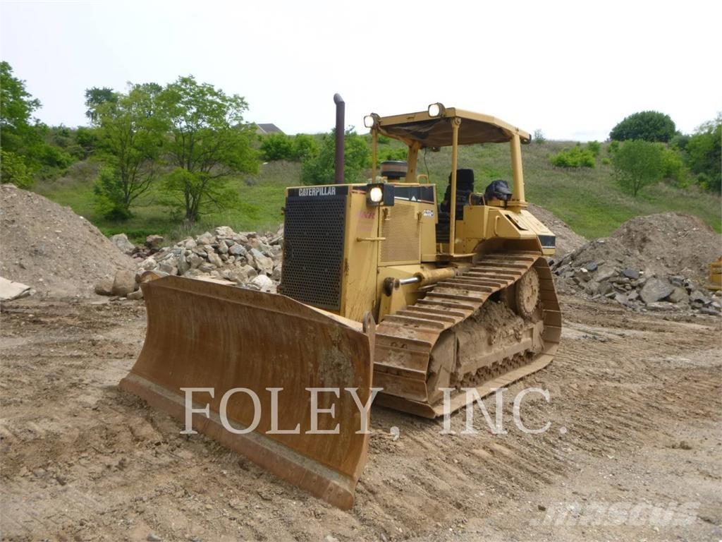 CAT D6MXL Buldooserid