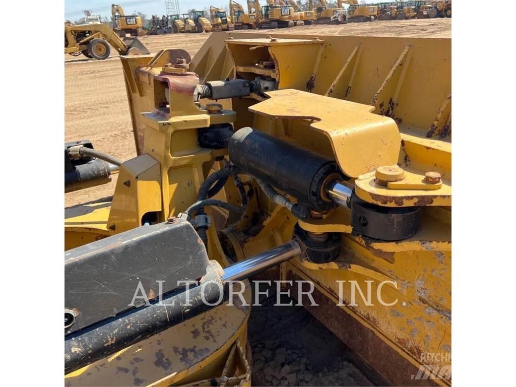 CAT D6N LGP Buldooserid