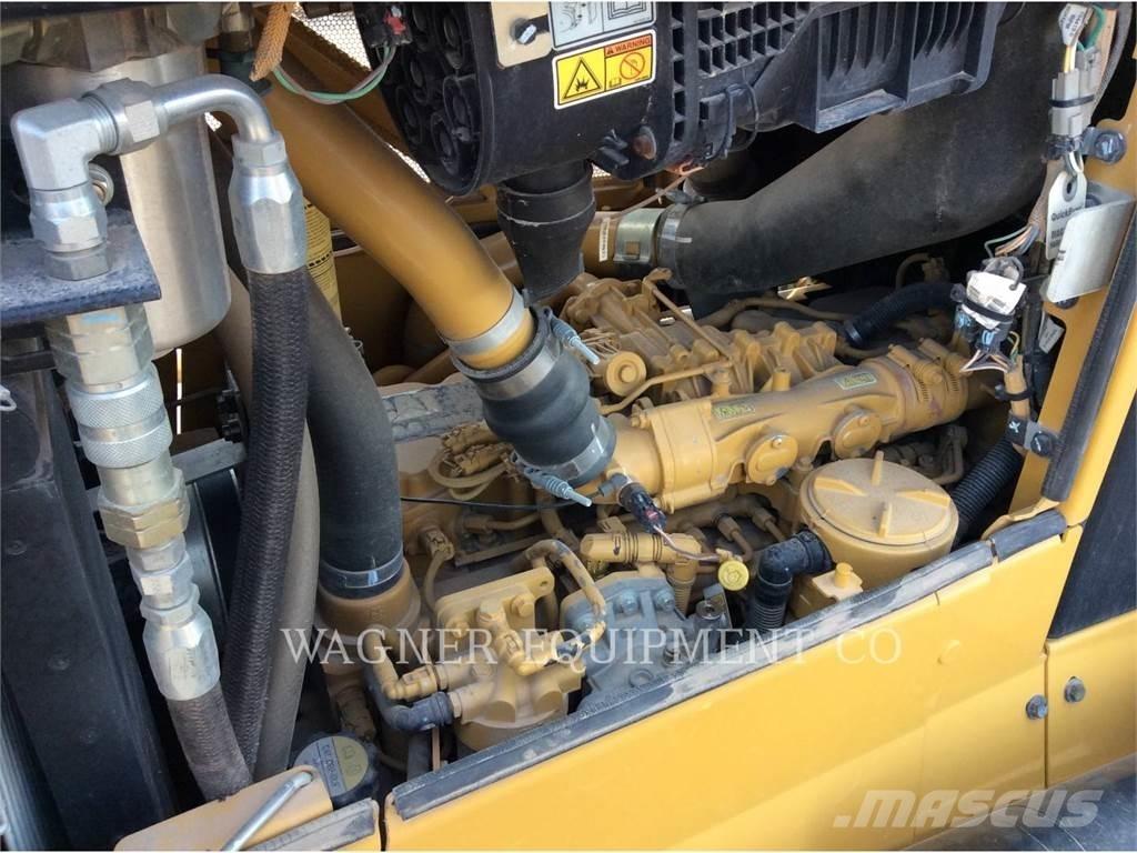 CAT D6N LGP PL Buldooserid