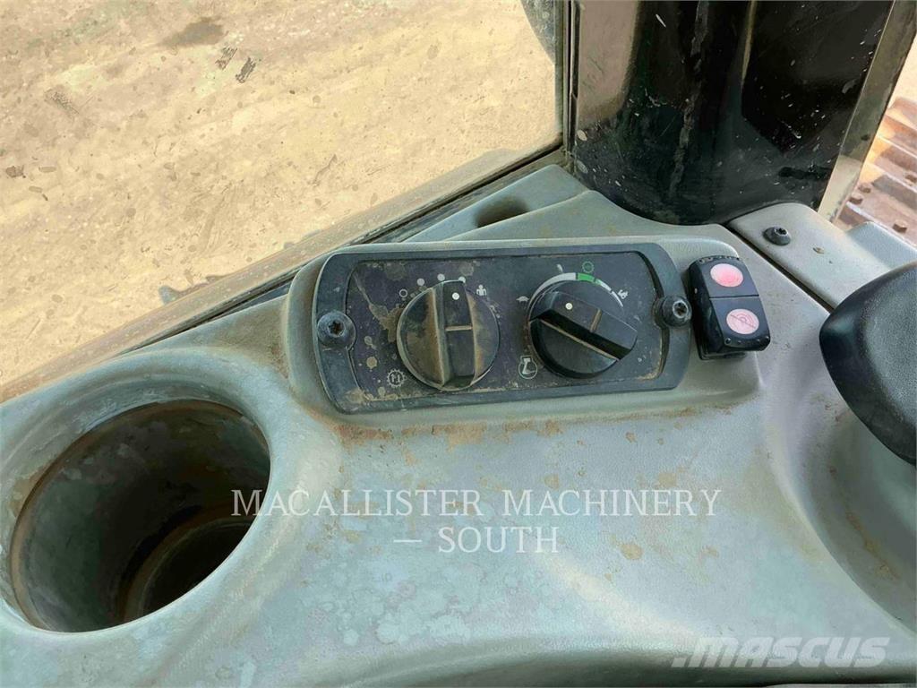 CAT D6NLGP Buldooserid