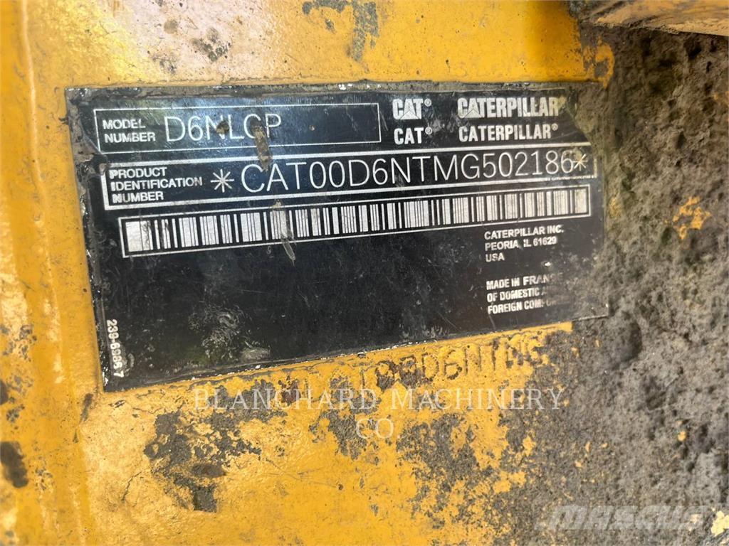 CAT D6NLGP Buldooserid