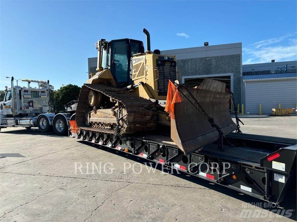 CAT D6NLGPT4 Buldooserid