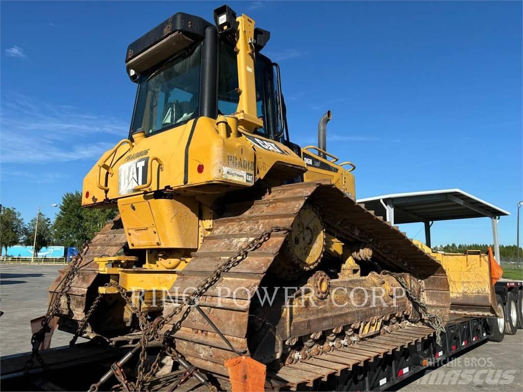 CAT D6NLGPT4 Buldooserid