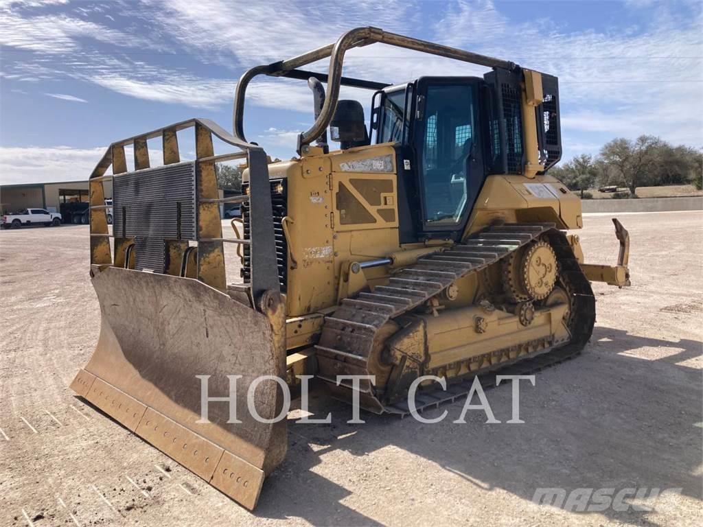 CAT D6NXL Buldooserid