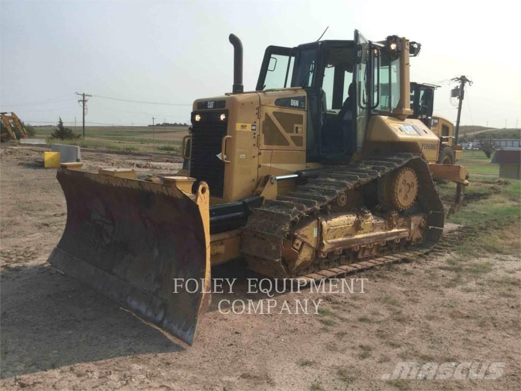 CAT D6NXLVPI Buldooserid