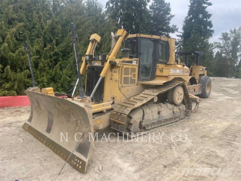 CAT D6R XLVPAT Buldooserid
