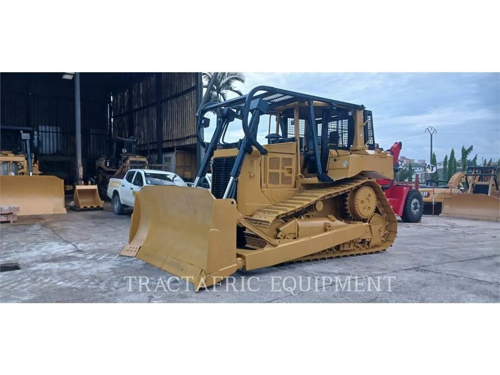 CAT D6RXL Buldooserid