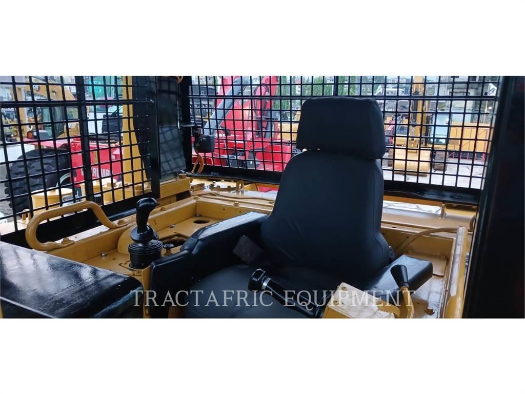 CAT D6RXL Buldooserid