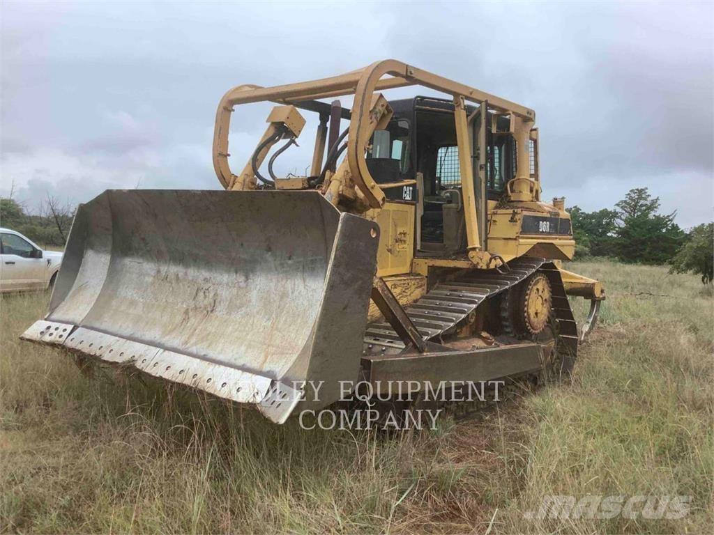 CAT D6RXL Buldooserid