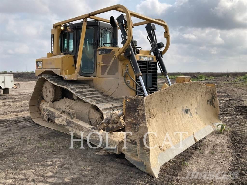 CAT D6T Buldooserid