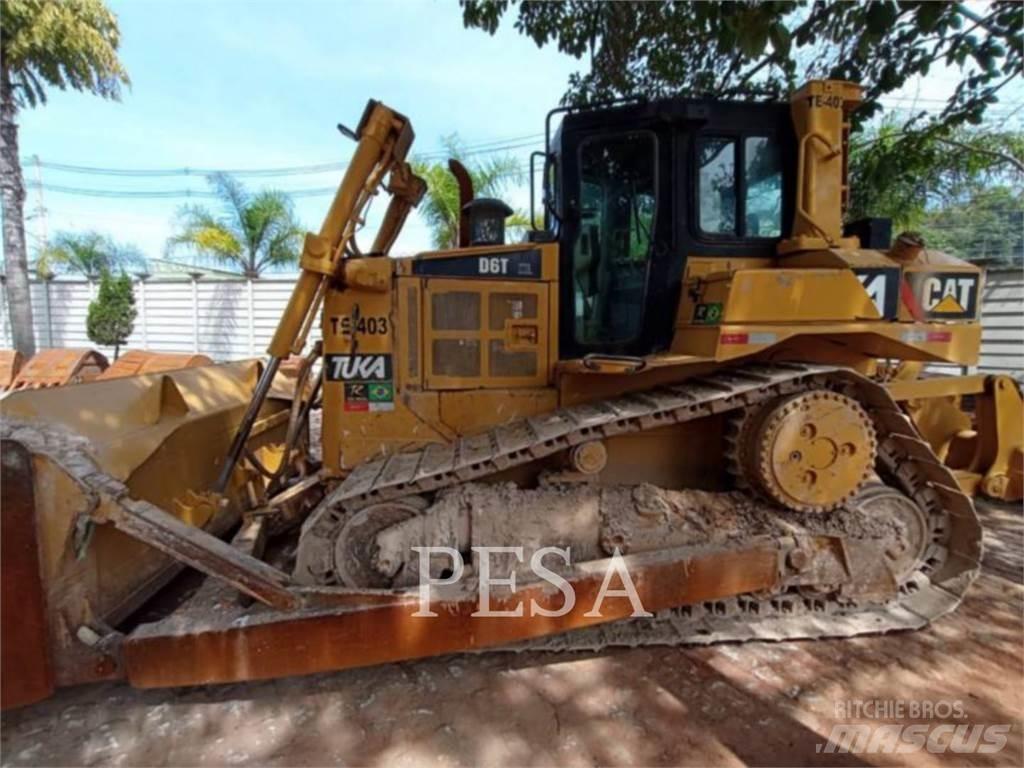 CAT D6T Buldooserid