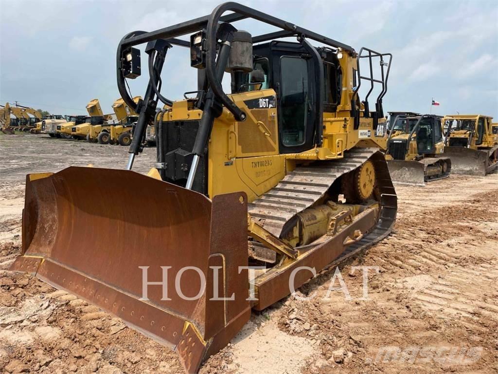 CAT D6T Buldooserid