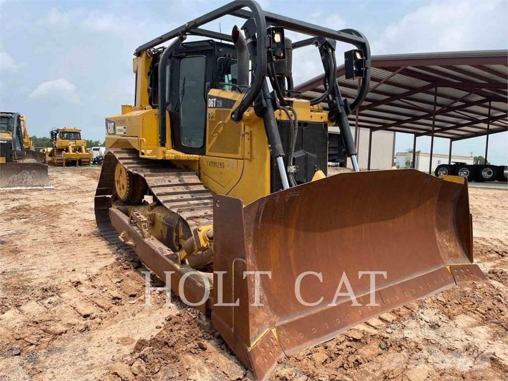 CAT D6T Buldooserid
