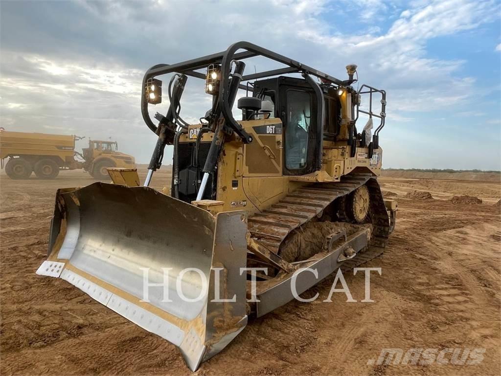 CAT D6T Buldooserid