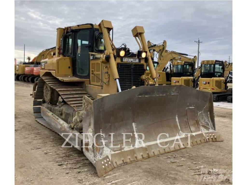 CAT D6T Buldooserid
