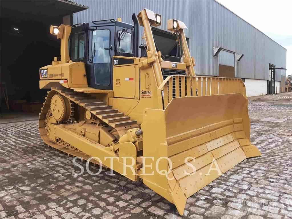 CAT D6T Buldooserid