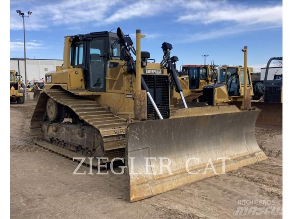 CAT D6T Buldooserid