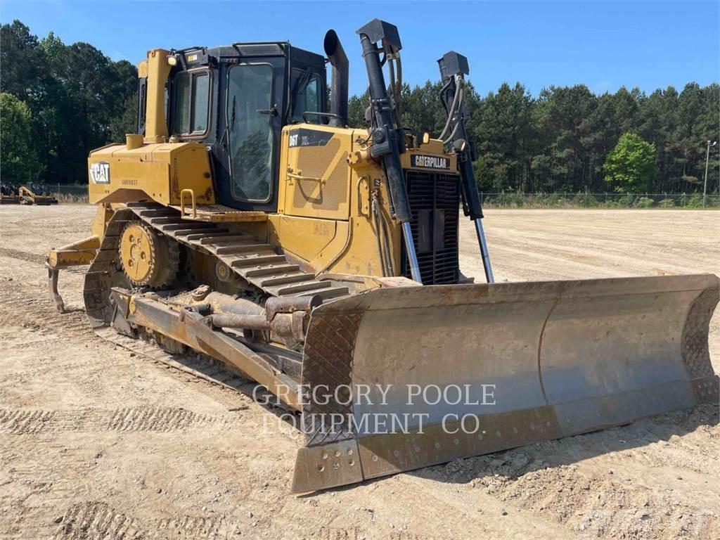CAT D6T Buldooserid