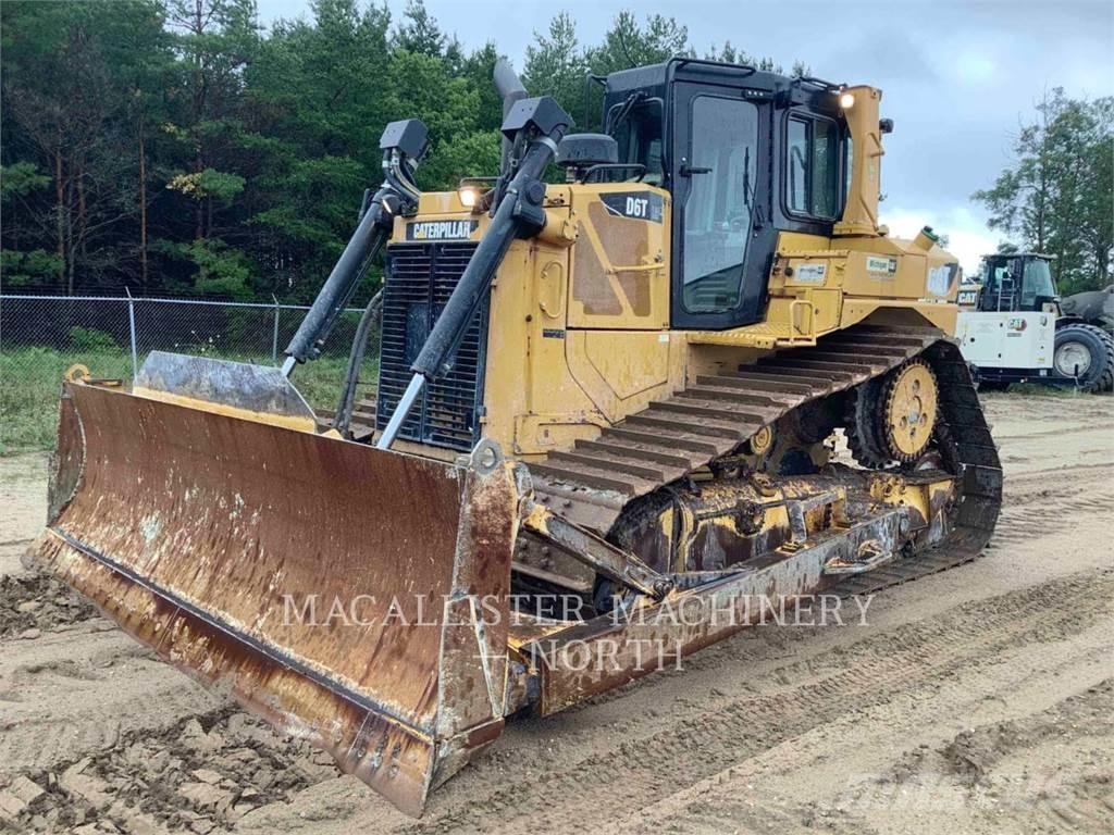CAT D6T Buldooserid