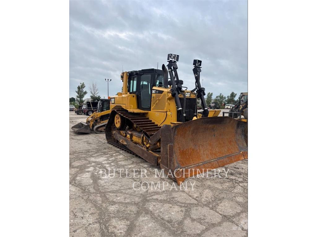 CAT D6T Buldooserid