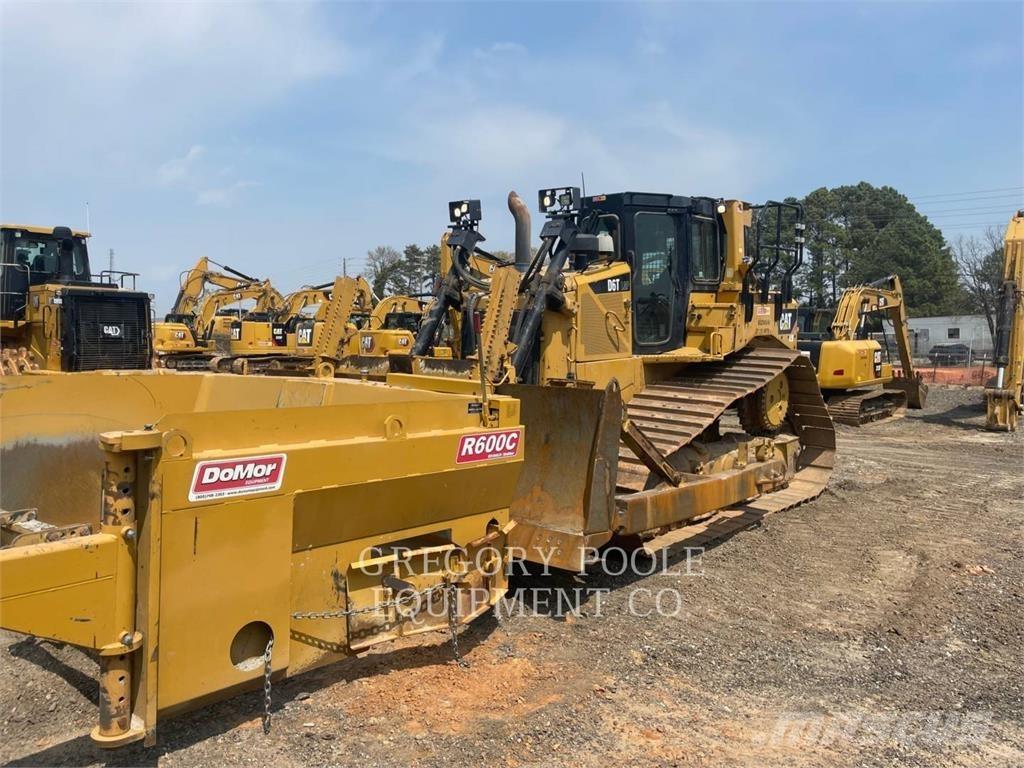 CAT D6T Buldooserid