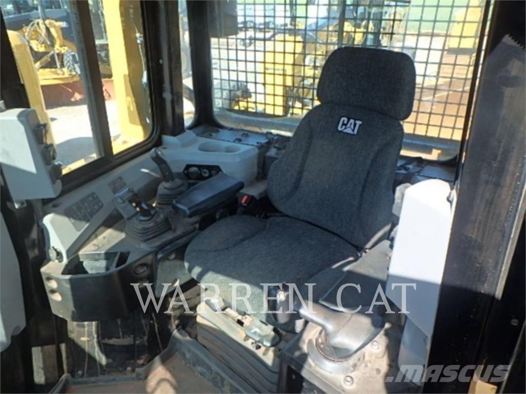 CAT D6T 4XLARO Buldooserid