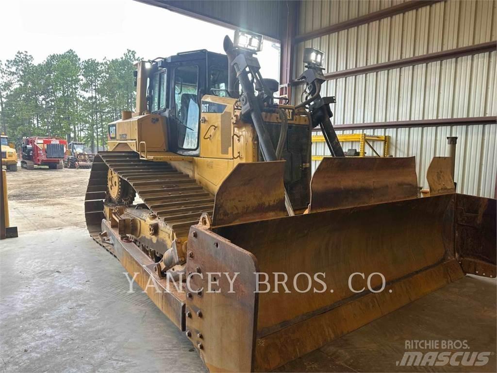 CAT D6T LGP ST Buldooserid