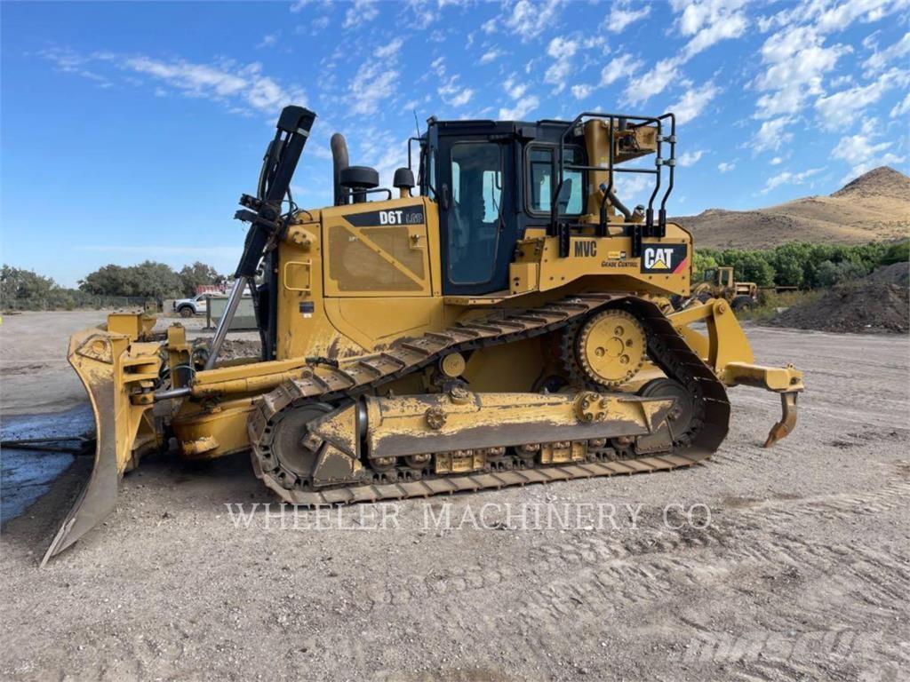 CAT D6T LGP VP Buldooserid