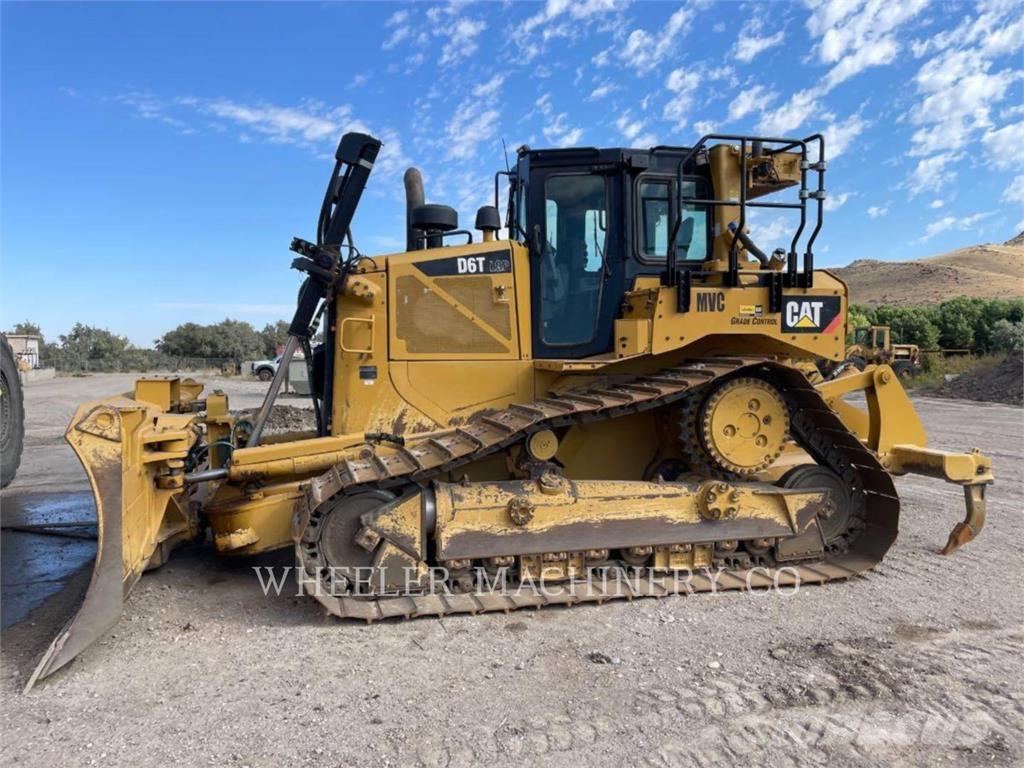 CAT D6T LGP VP Buldooserid