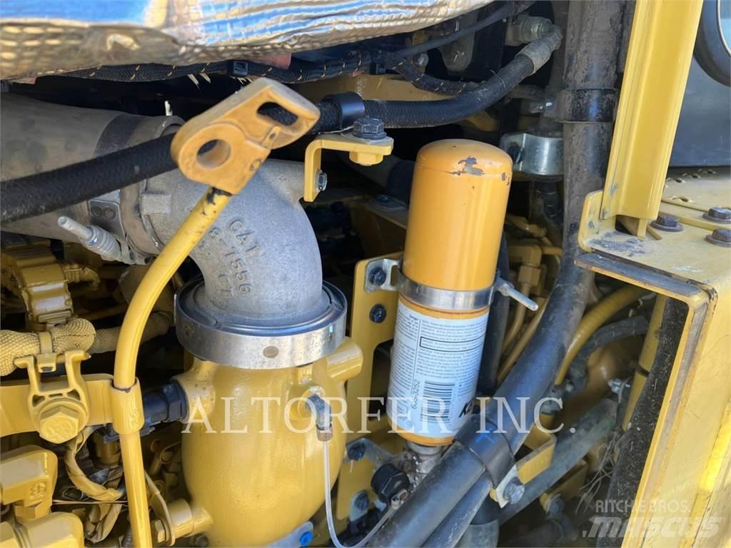 CAT D6T LGPPAT Buldooserid