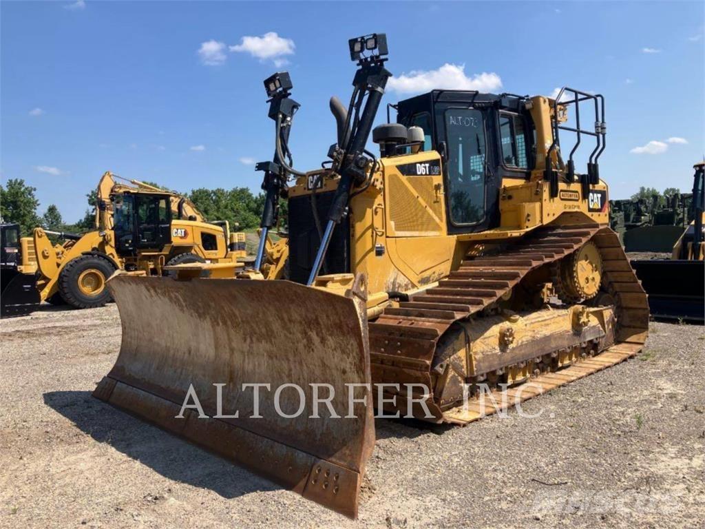 CAT D6T LGPPAT Buldooserid