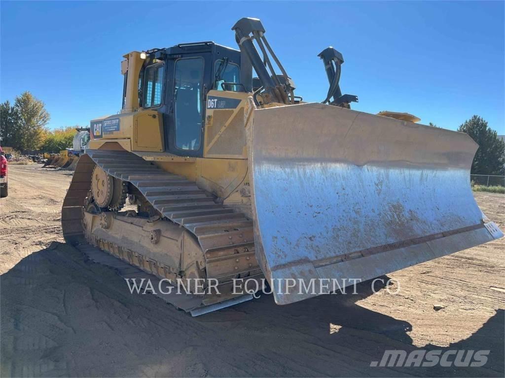 CAT D6T LGPVPT Buldooserid