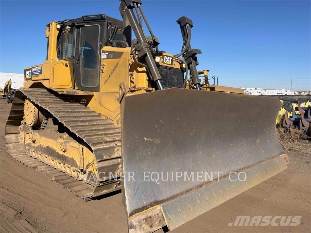CAT D6T LGPVPT Buldooserid