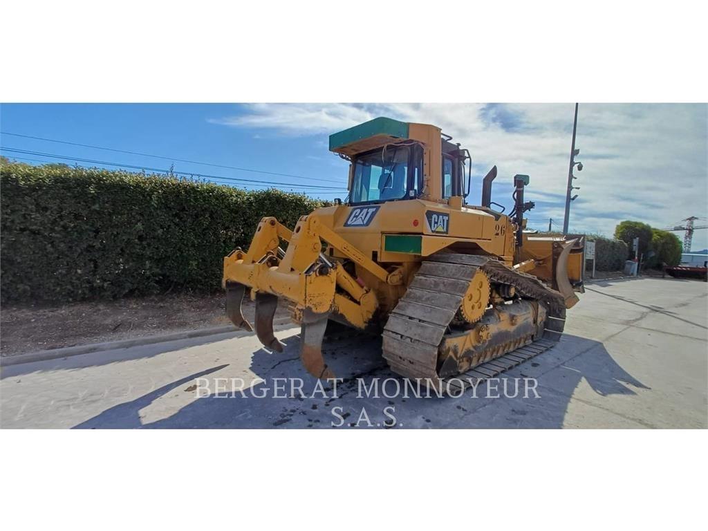CAT D6T3B XW Buldooserid