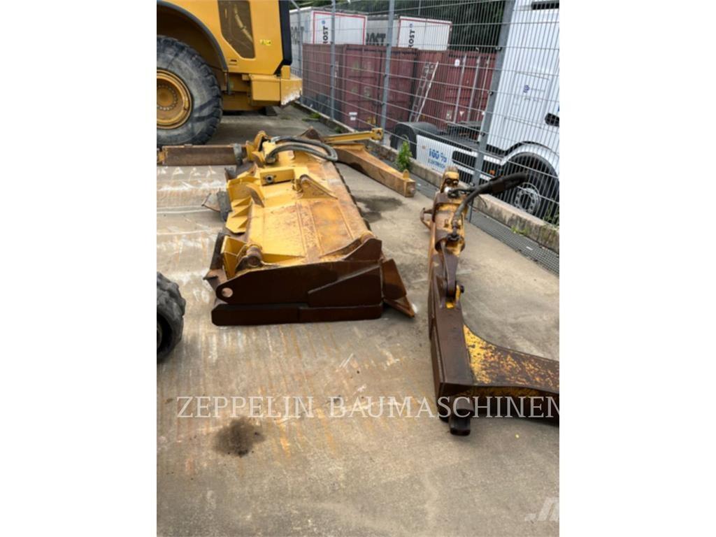 CAT D6TM Buldooserid