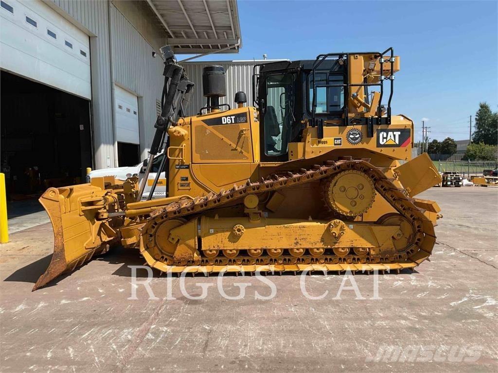 CAT D6TVP Buldooserid