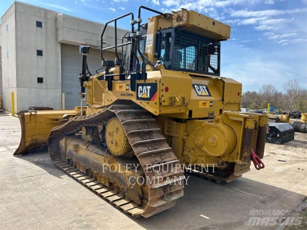 CAT D6TXWVPA Buldooserid