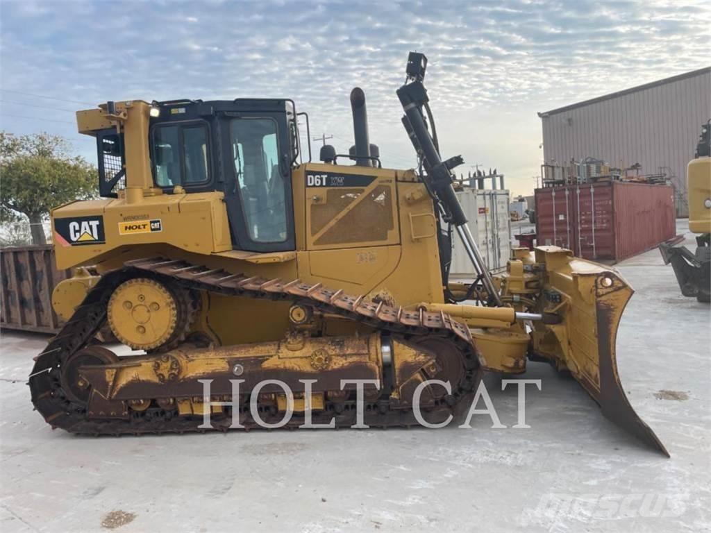 CAT D6TXWVPWI3 Buldooserid