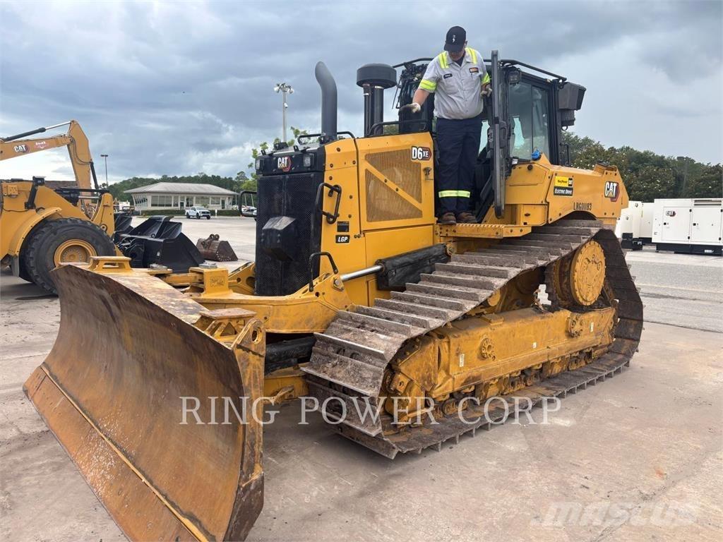 CAT D6XEVPAT Buldooserid