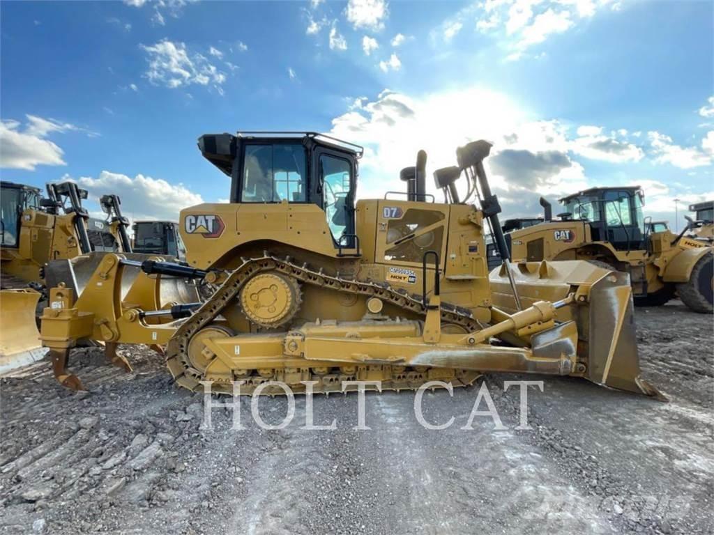 CAT D7 Buldooserid