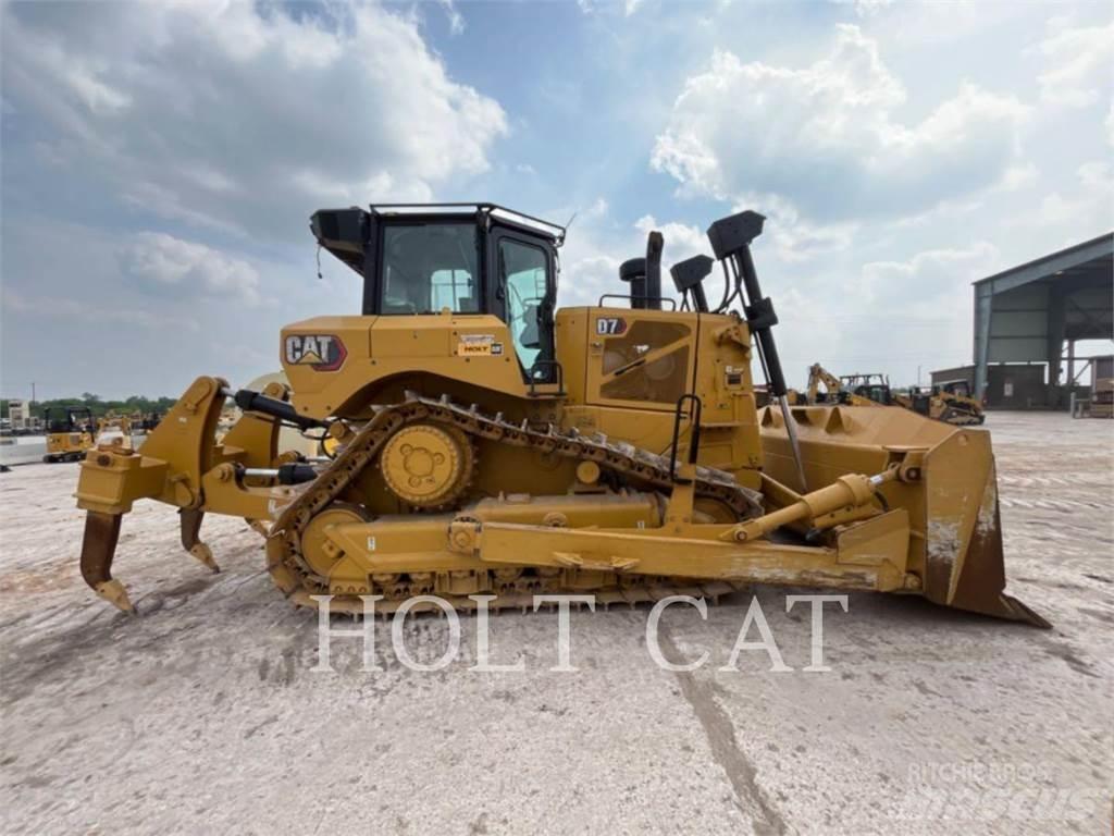 CAT D7 Buldooserid