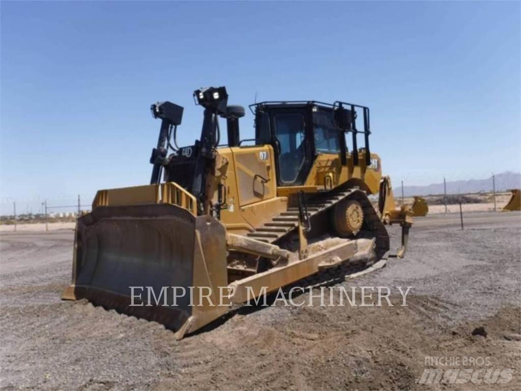 CAT D7-17 Buldooserid