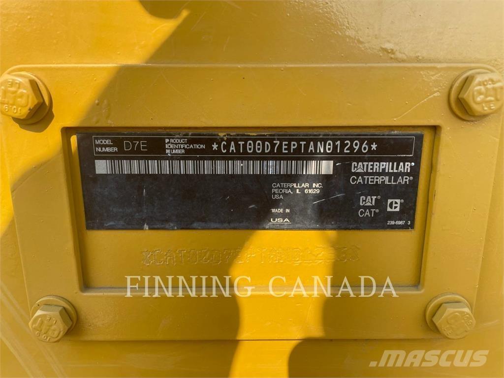 CAT D7E Buldooserid