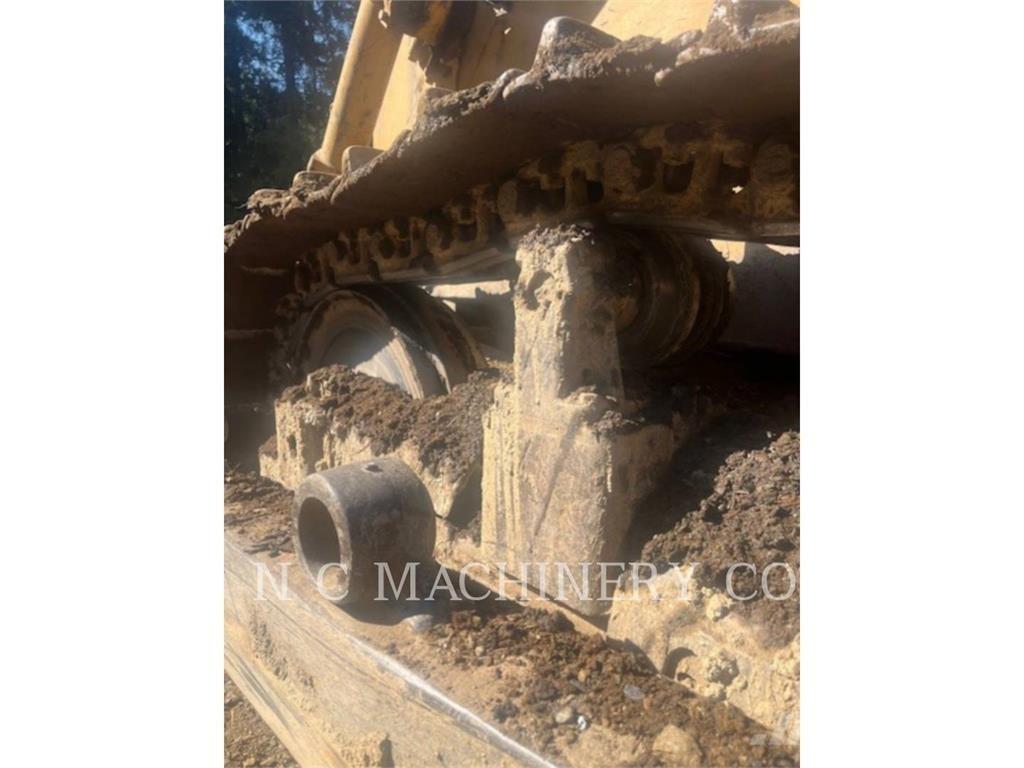 CAT D7G Buldooserid