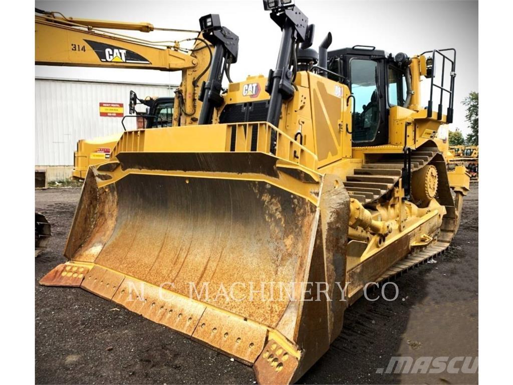 CAT D8 Buldooserid