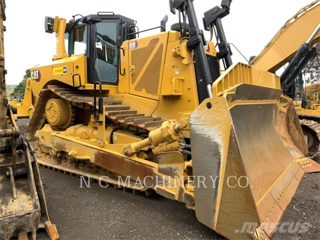 CAT D8 Buldooserid