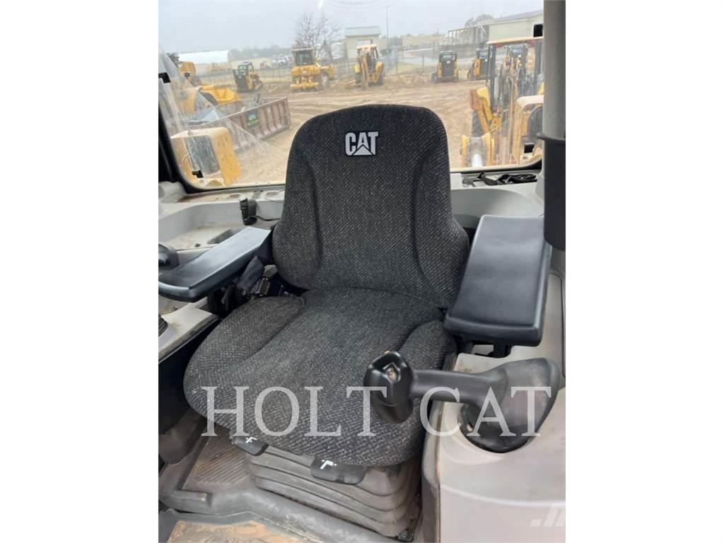 CAT D8 MS Buldooserid