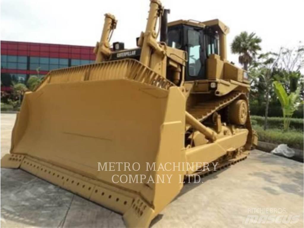 CAT D8L Buldooserid